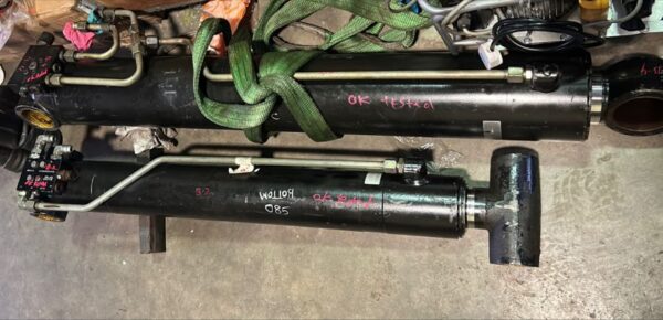Testing Cylinders with Counter Balance Valves