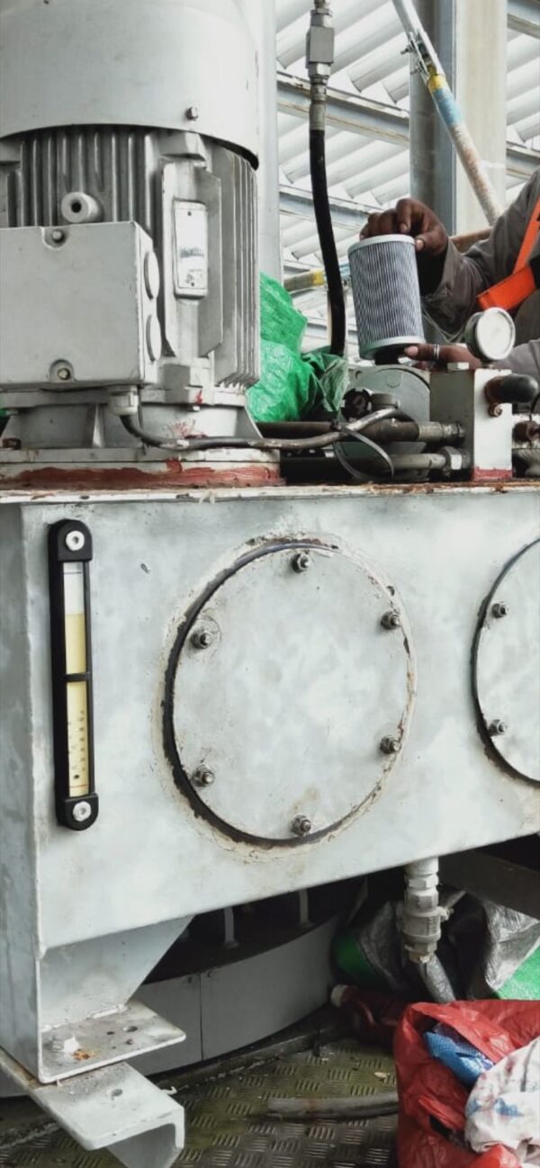 BMU Maintenance: Replace Parts & Oil Change